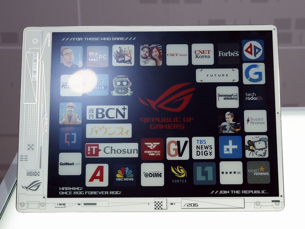 computex_2024_asus_concept_04