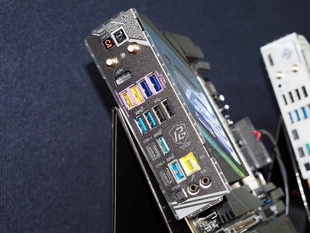 computex_2024_asrock_amd_10
