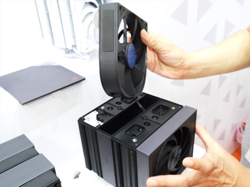 computex_2024_cps_rz820_01