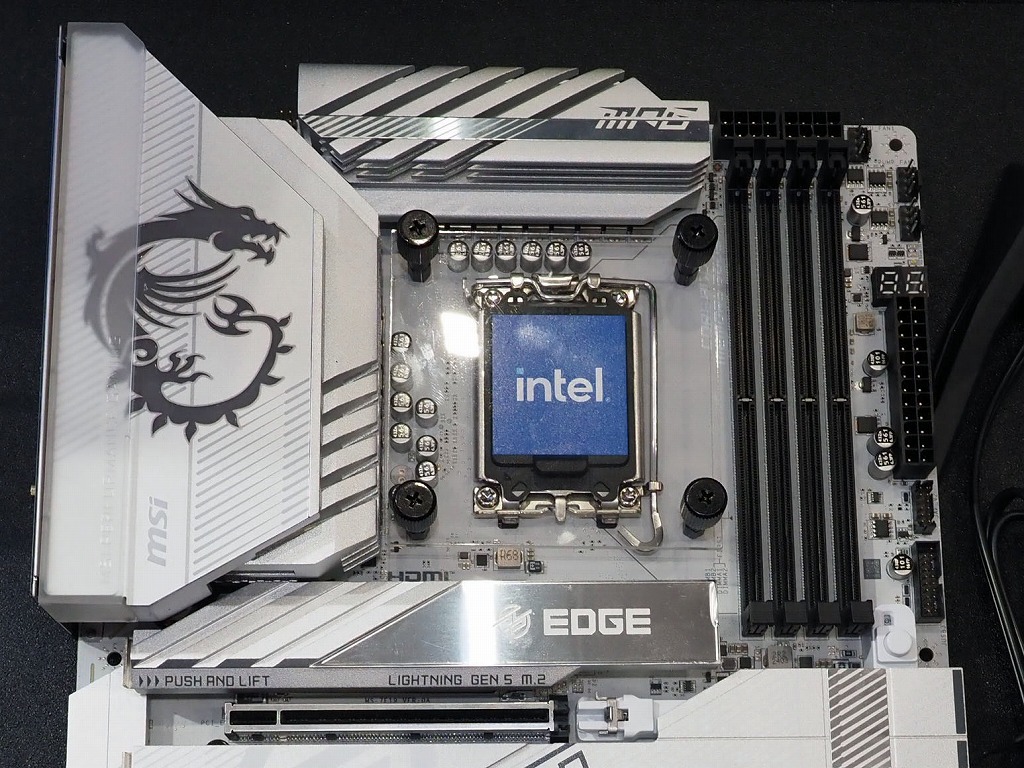 computex_2024_msi_intel_mb_03