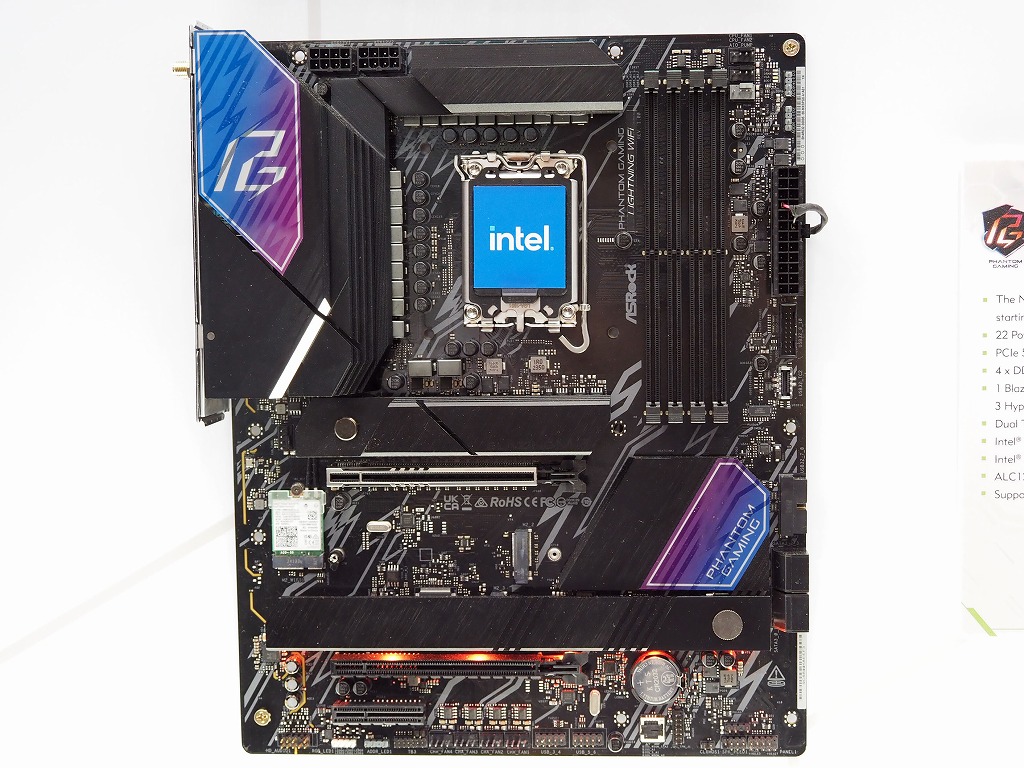 computex_2024_asrock_intel_21_rwifi