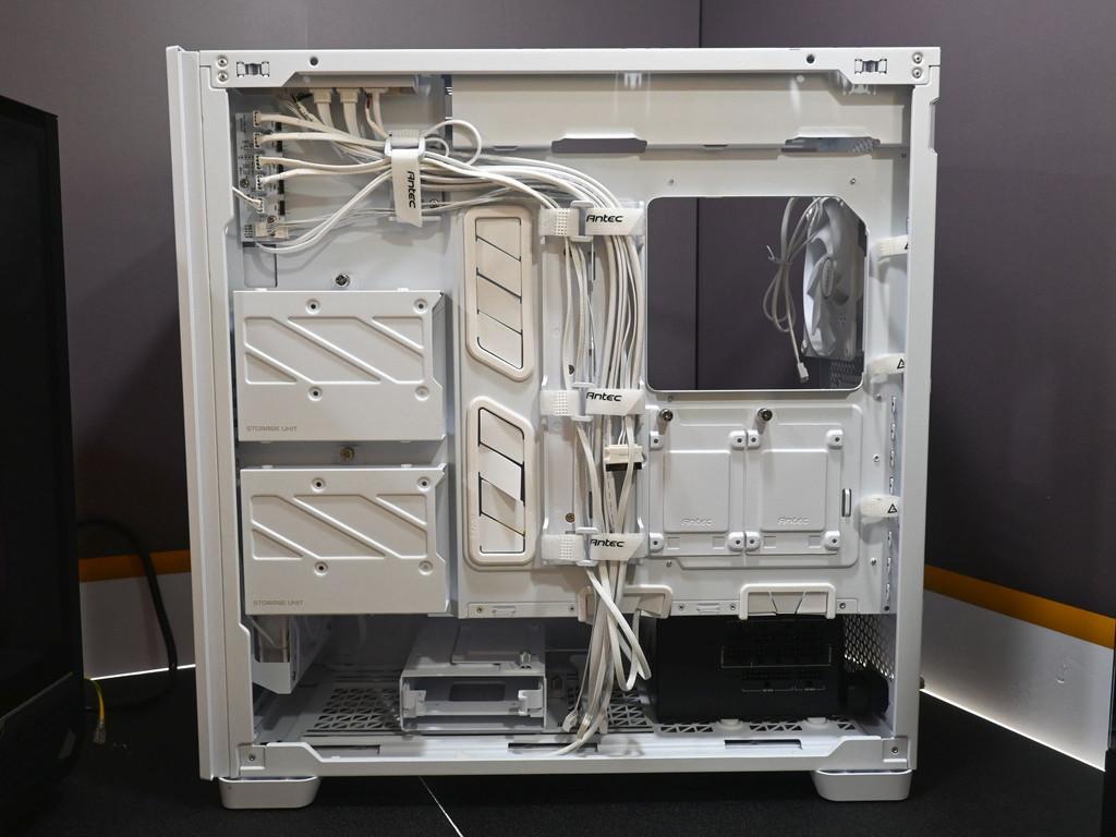 flux_pro_computex2024_06