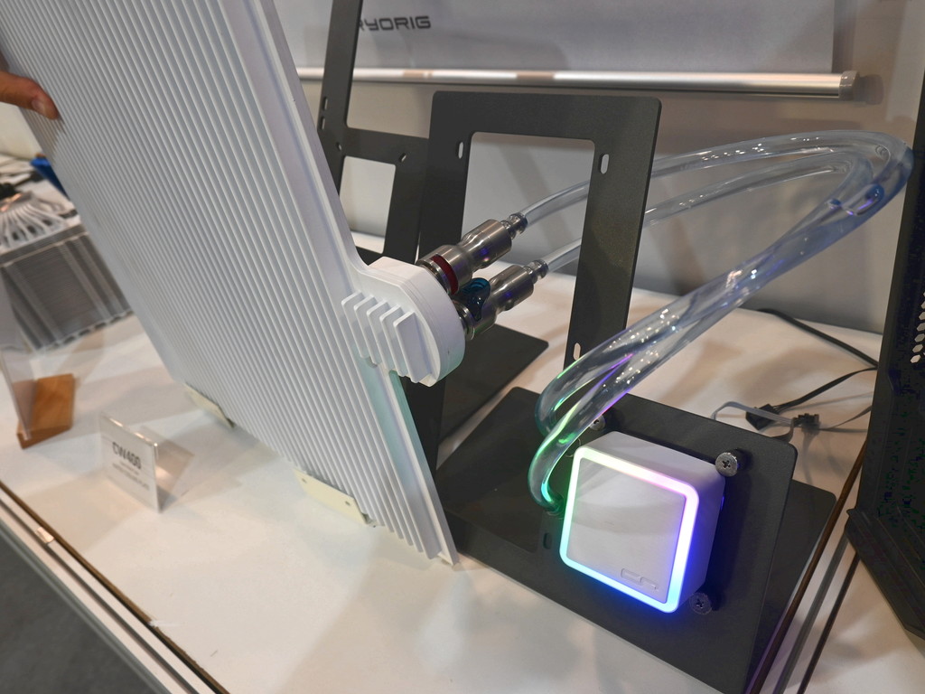 CW400_computex2024_05