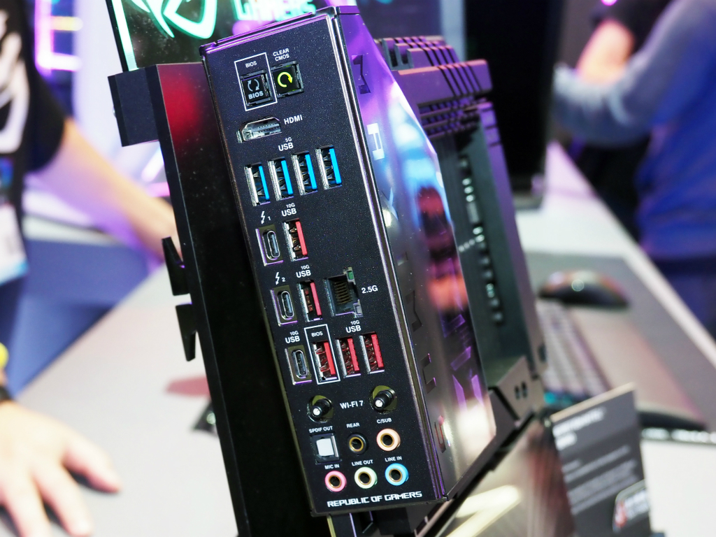 computex_2024_asus_mb_05