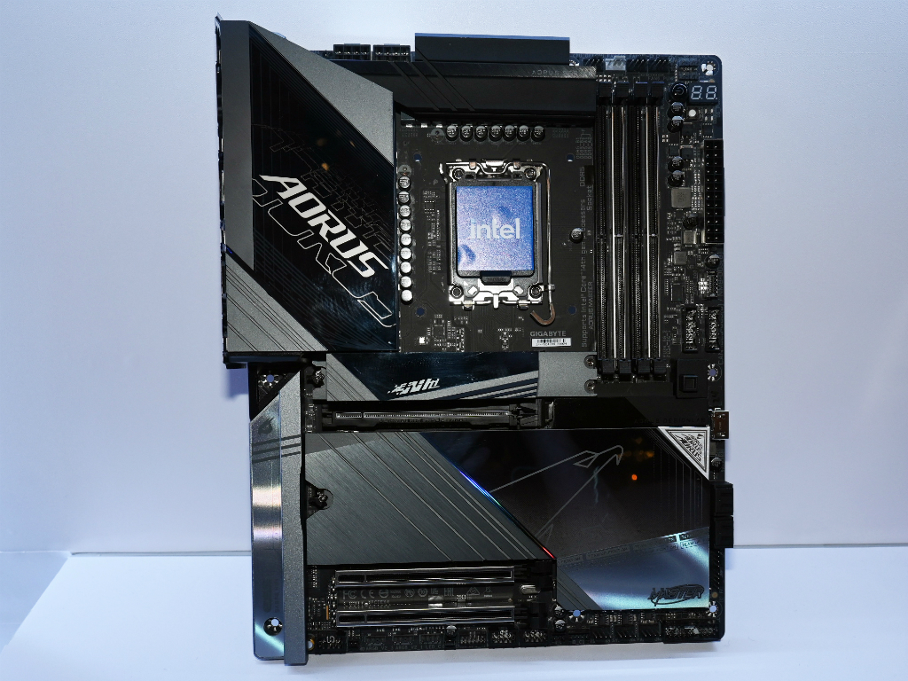 computex_2024_giga_mb_09