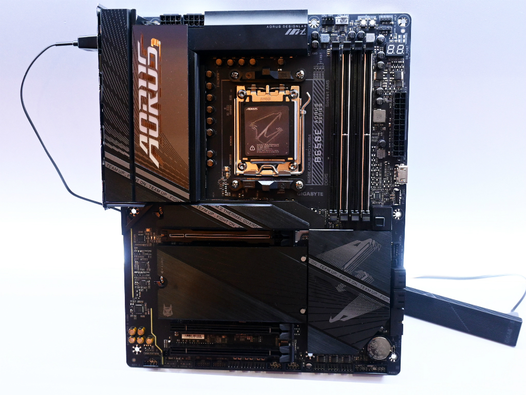 computex_2024_giga_mb_19