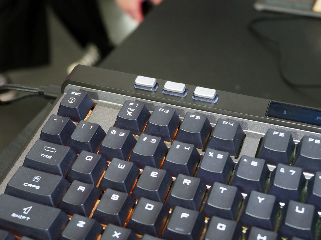 computex_2024_msi_keyboard_04