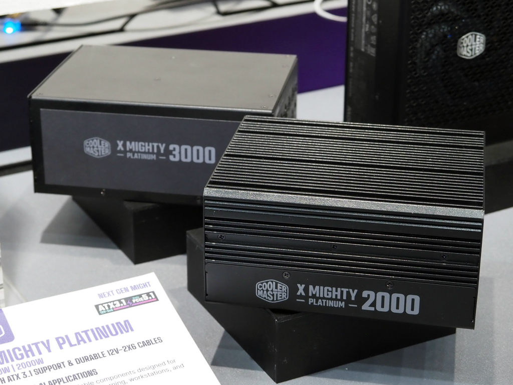 computex_2024_cm_psu_07