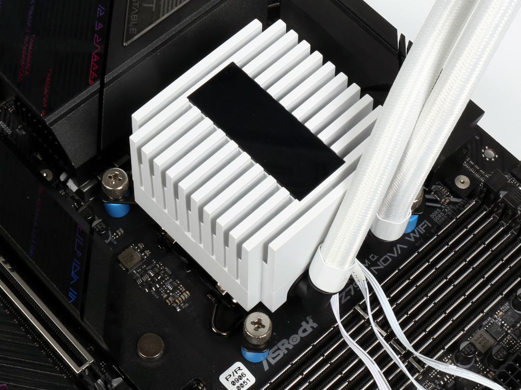 alpha2_a36_white_945