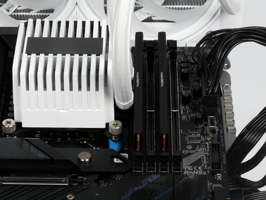 alpha2_a36_white_949
