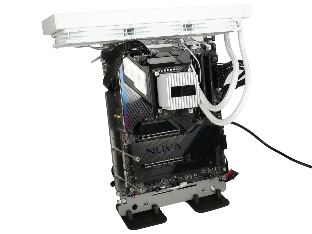alpha2_a36_white_955