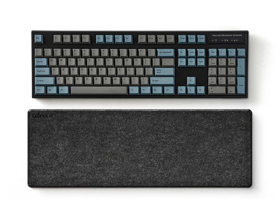 KEYBOARD_RUG_01