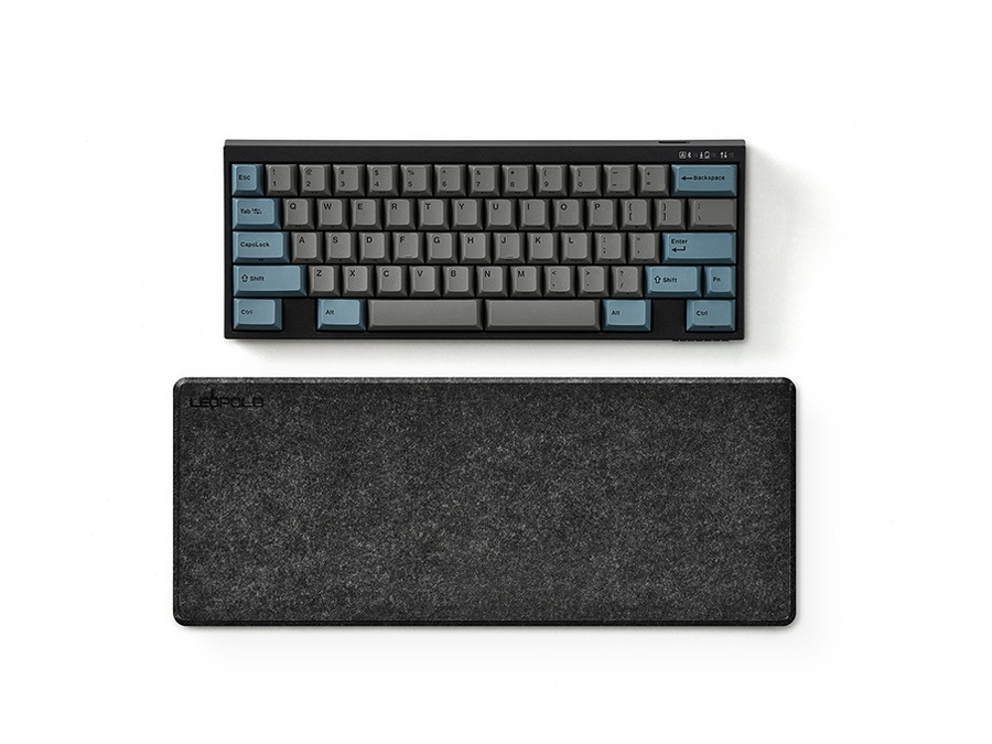 KEYBOARD_RUG_02