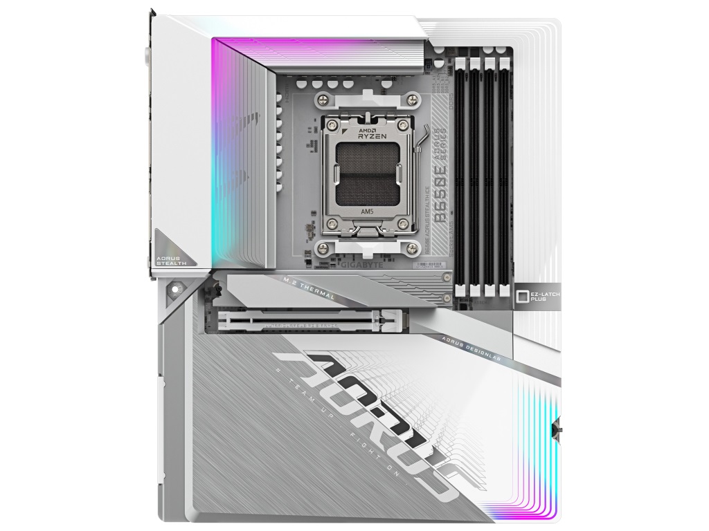 GIGABYTE、B650Eチップ採用の背面コネクタマザーボード「AORUS B650E STEALTH」