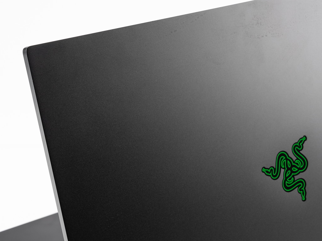 Razer_Blade_18_2024_review_12
