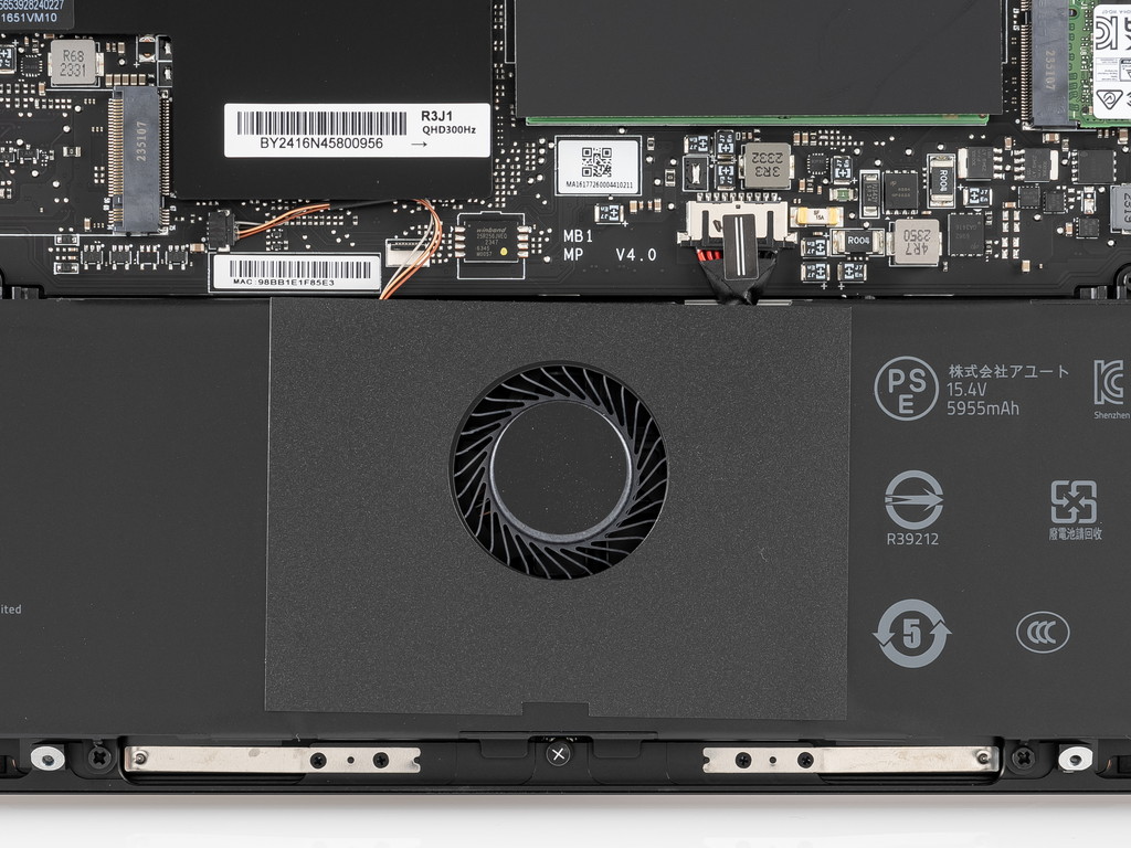 Razer_Blade_18_2024_review_43