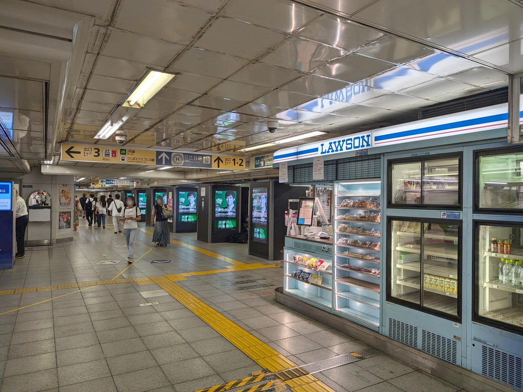 lowson_metros_akb_03