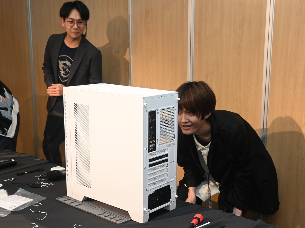 msi_custompc2024_13