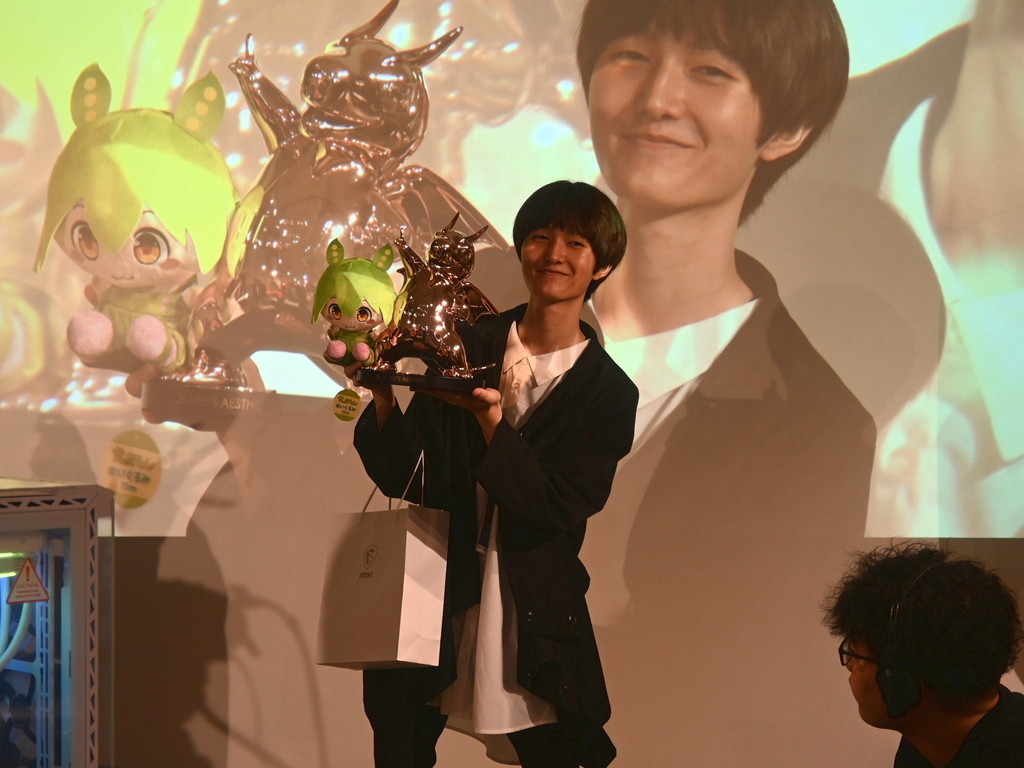 msi_custompc2024_17