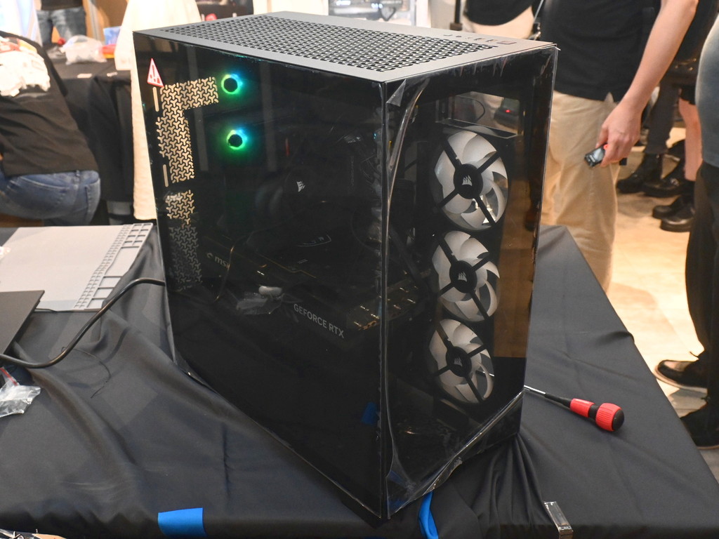 msi_custompc2024_44