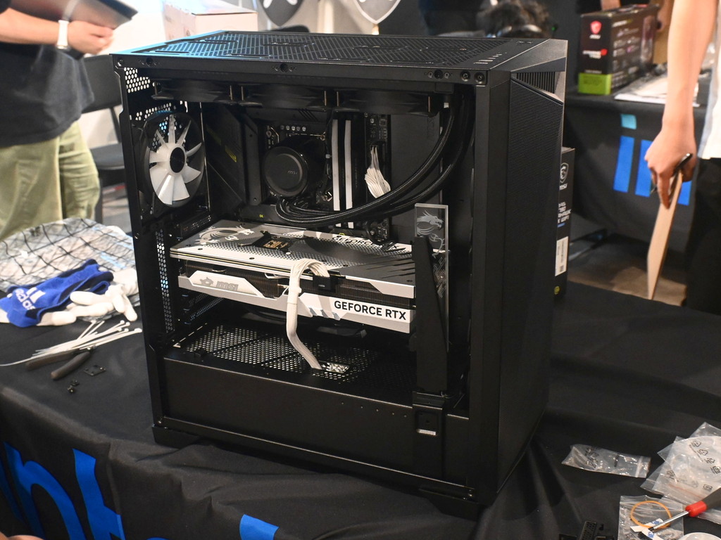 msi_custompc2024_46
