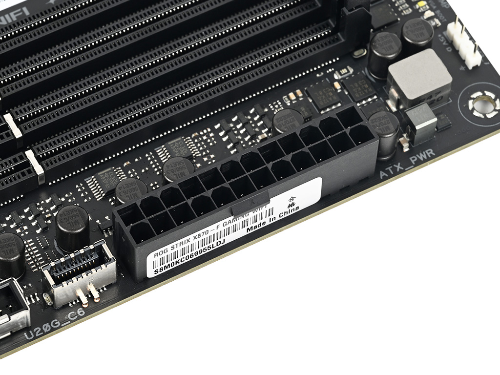 rog_strix_x870f_gaming_wifi_013