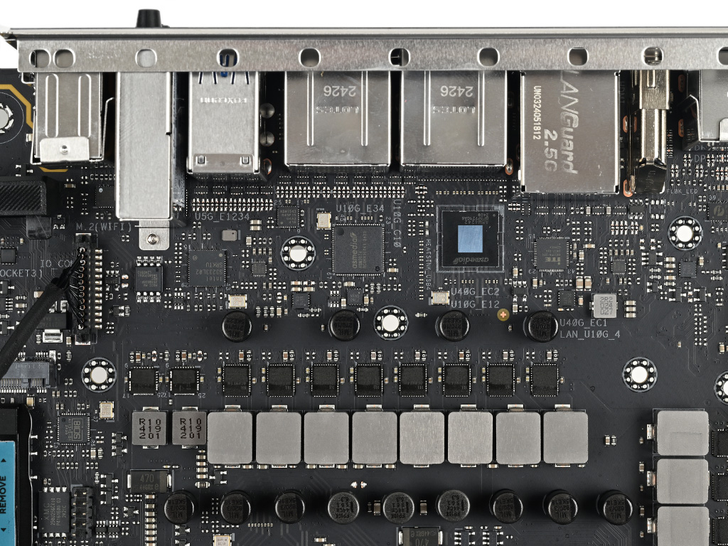 rog_strix_x870f_gaming_wifi_036