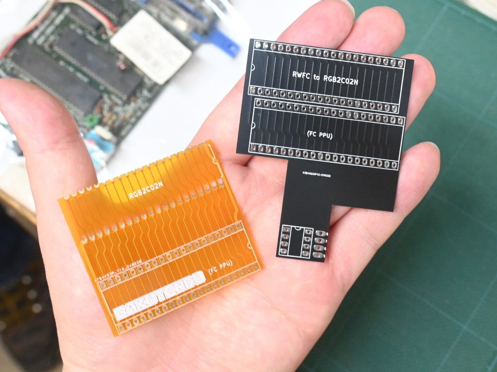 (アキバ取材班) ファミコンRGB化＆スプライト強化の改造基板を赤白ファミコンに組み込むためのキット