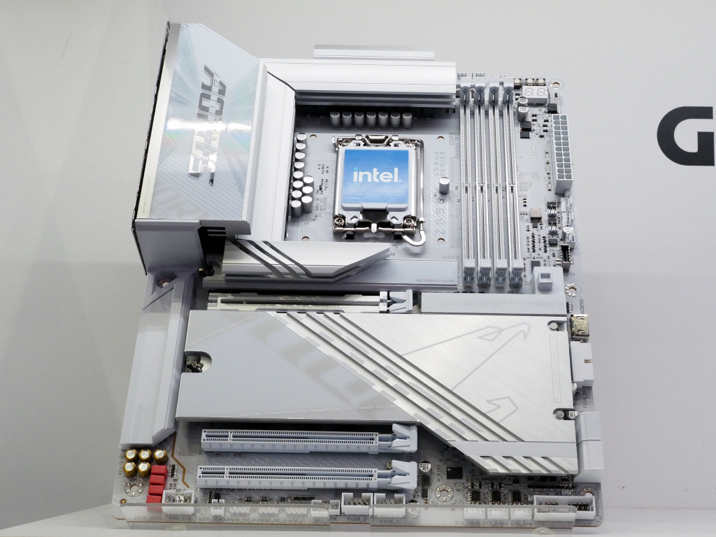 Z890_mb_12