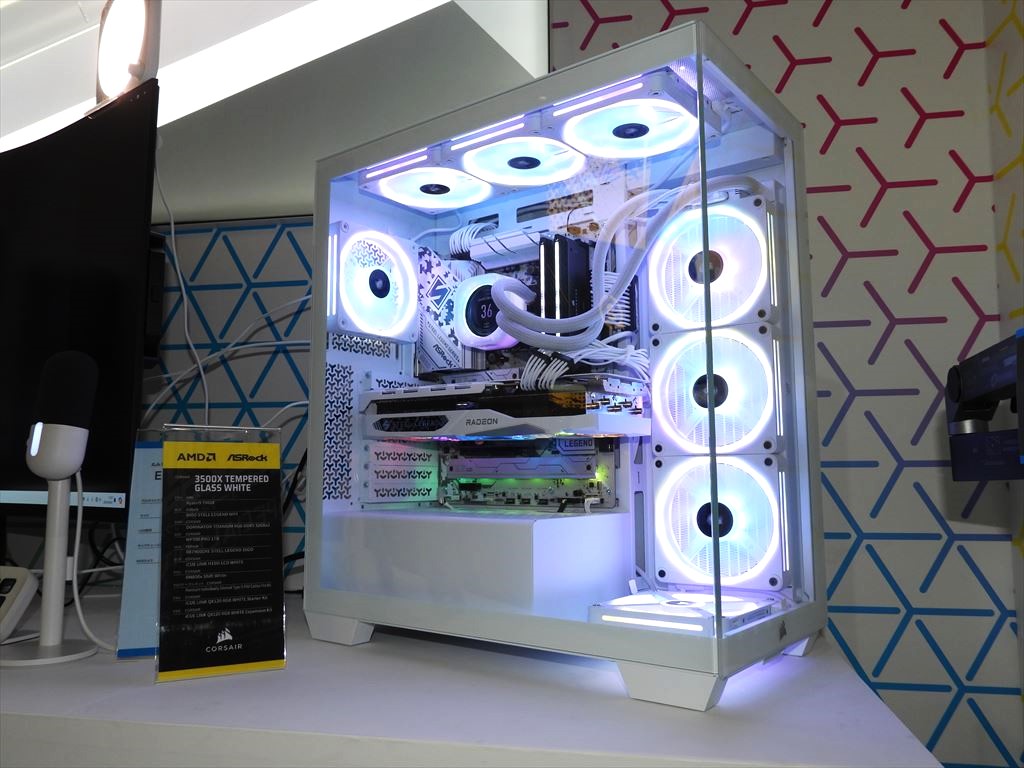 CORSAIR_tgs2024_1024x768_04