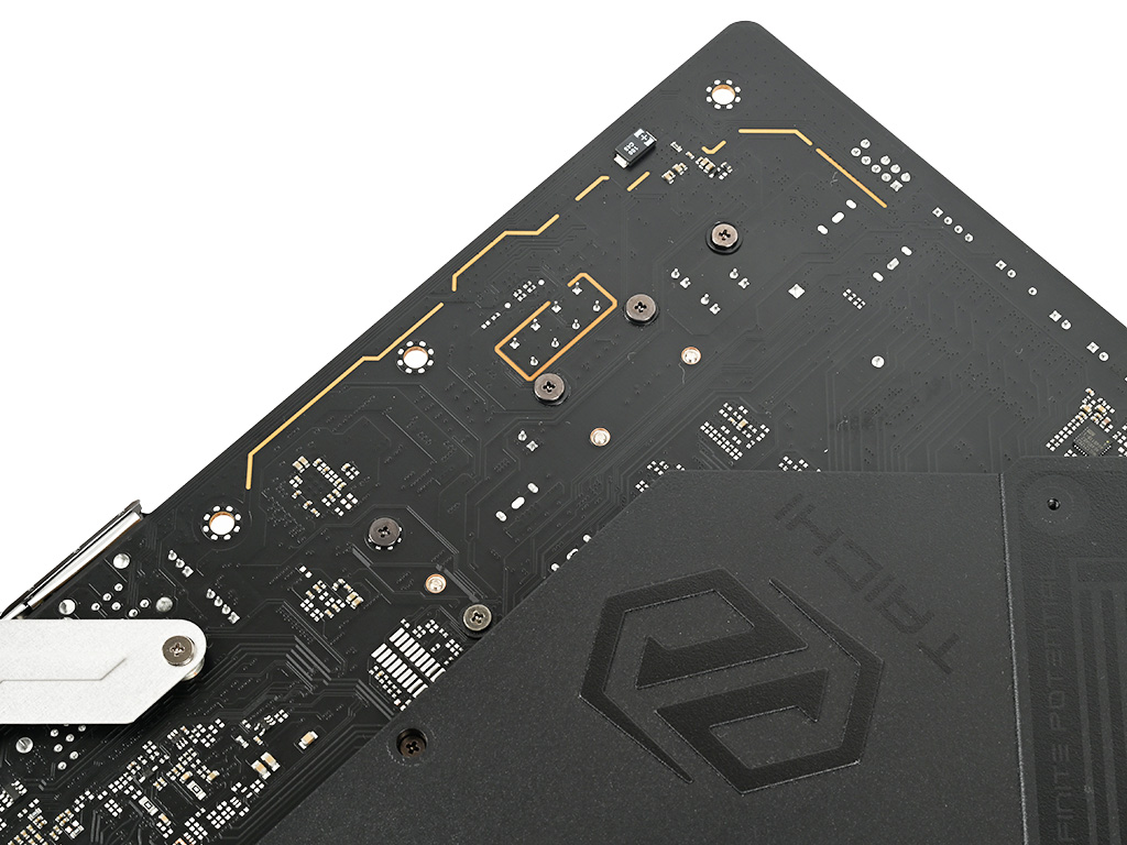 x870e_taichi_29