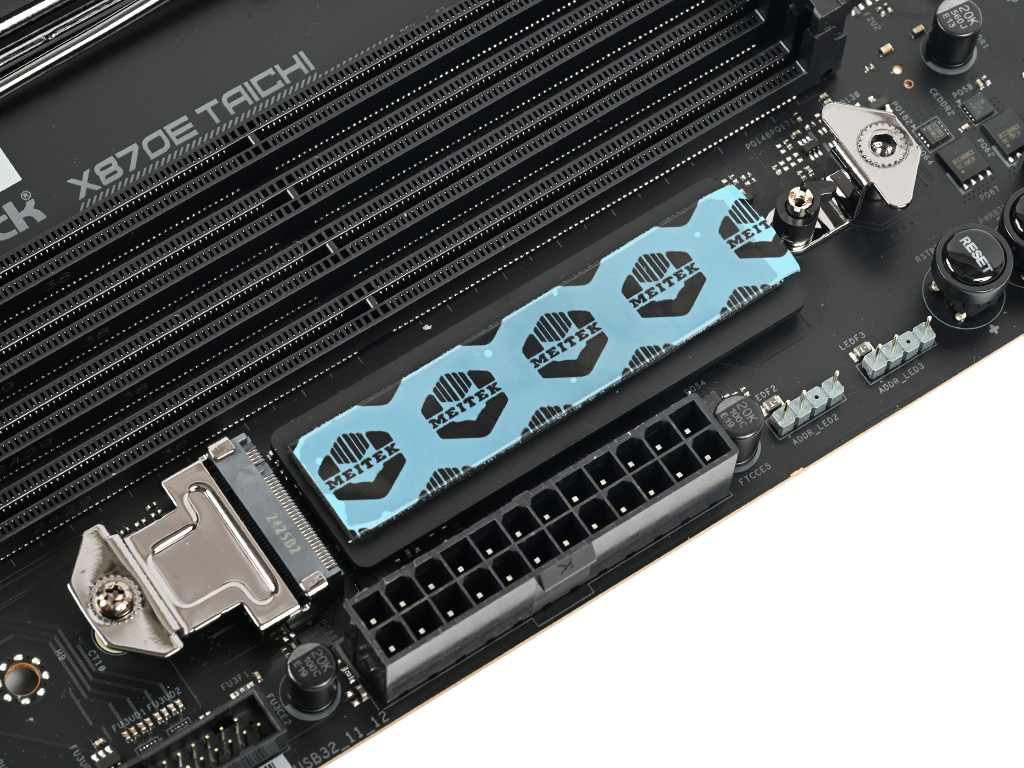 x870e_taichi_65