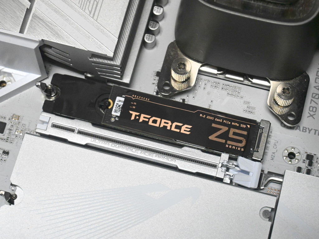 X870_A_ELITE_WIFI7_ICE_Review_30