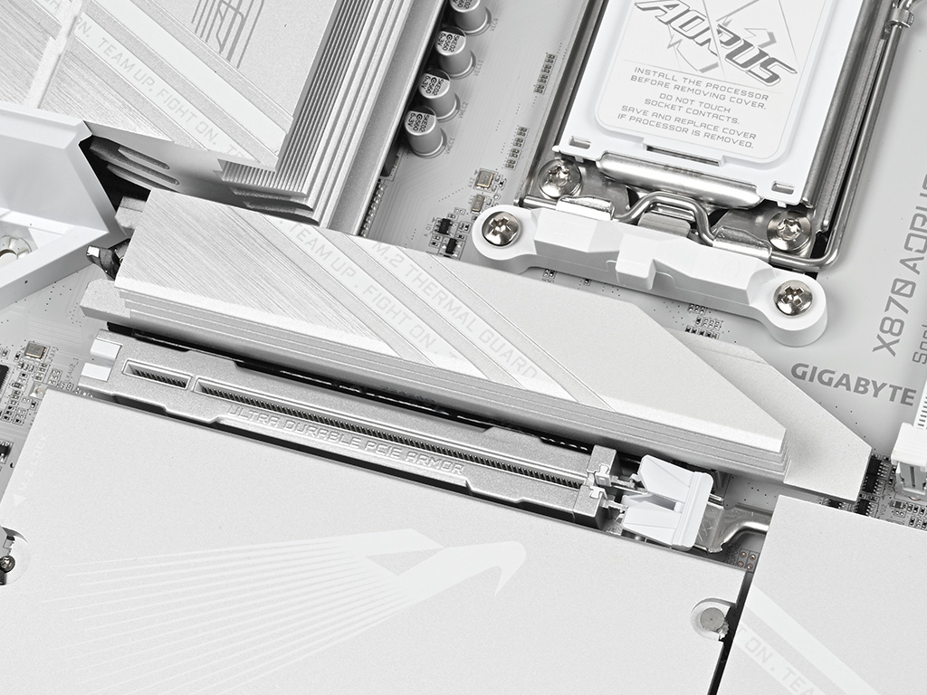 x870_aorus_elite_wifi7_ice_54