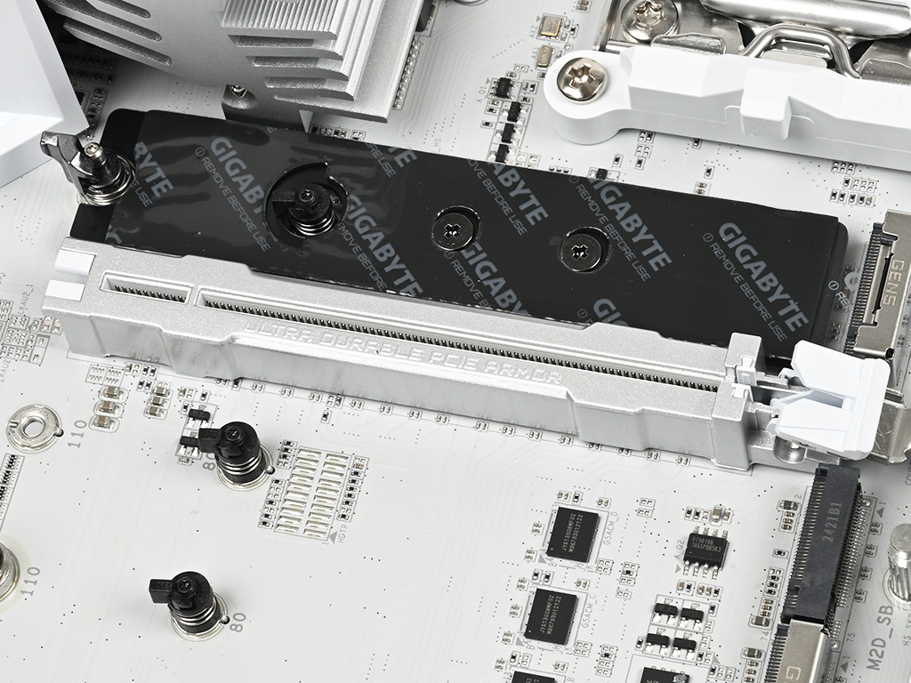 x870_aorus_elite_wifi7_ice_57