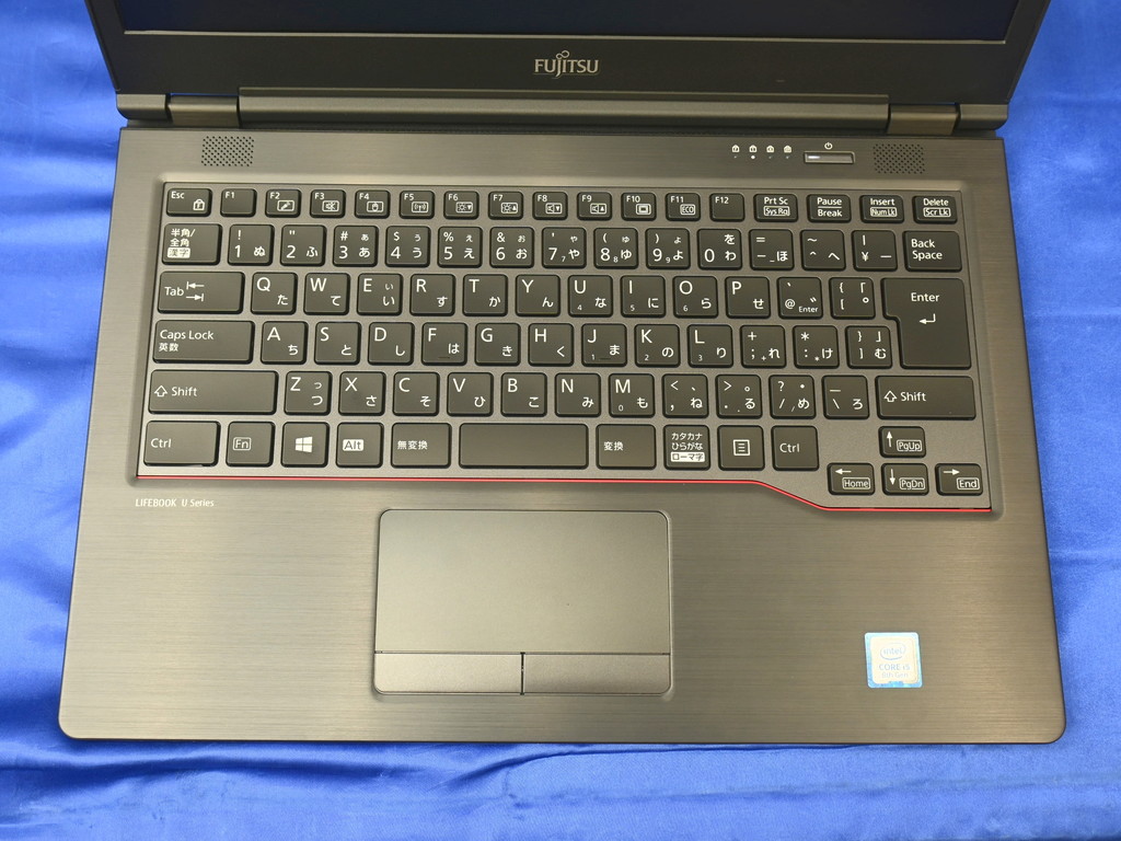 LIFEBOOK_U749A_05