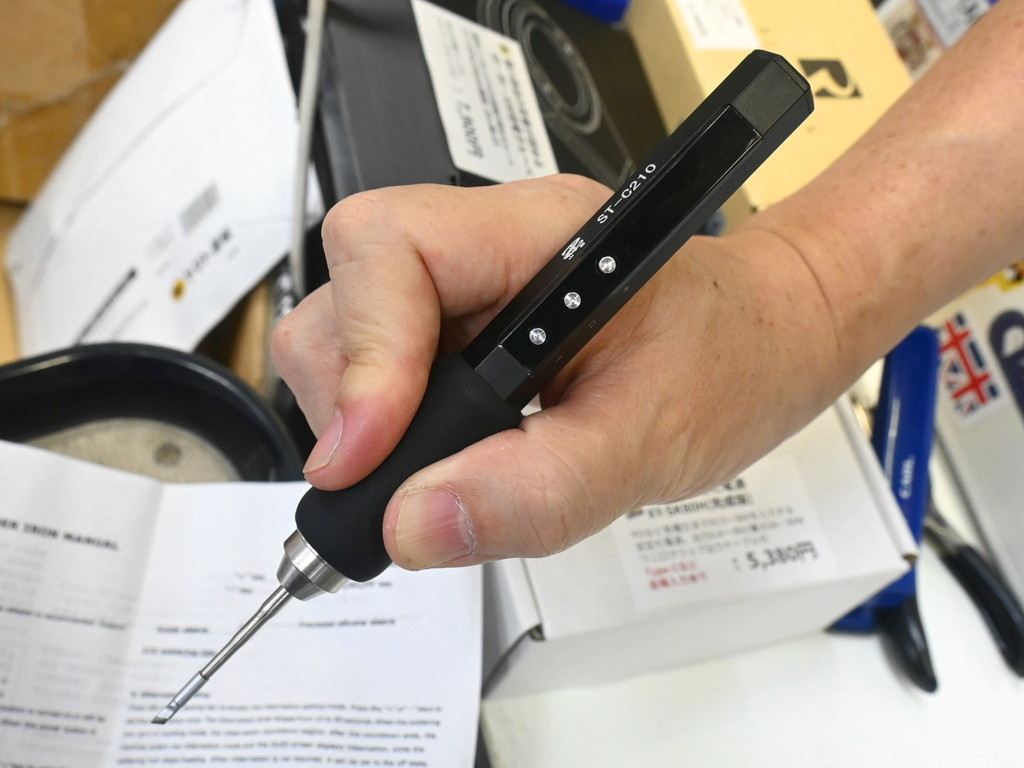 (アキバ取材班) 「温度の立ち上がりが異様に速い」PD 15V対応のType-Cはんだごて入荷。5種のこて先が付属