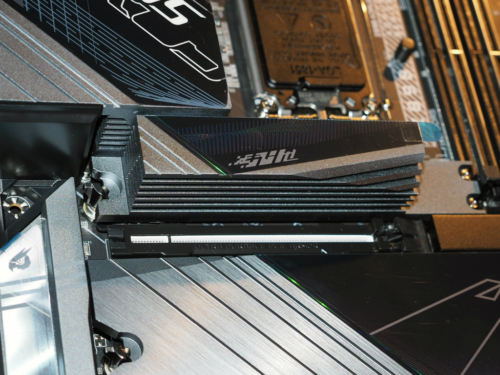 Z890_AORUS_MASTER_04