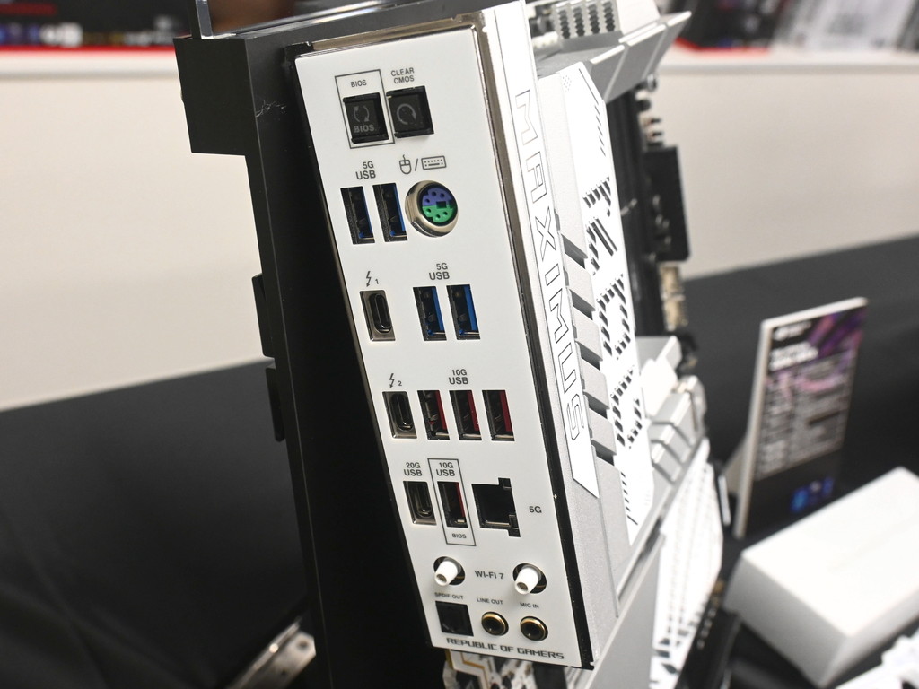 asus_z890_press_event_21
