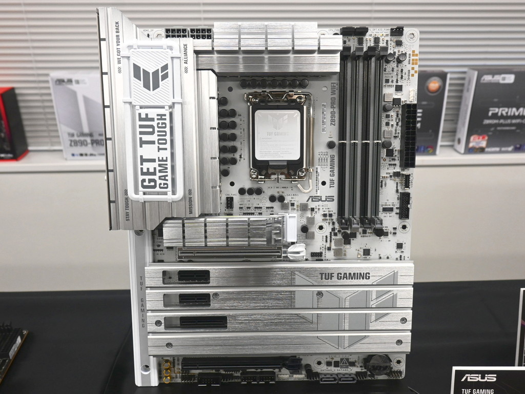 asus_z890_press_event_38