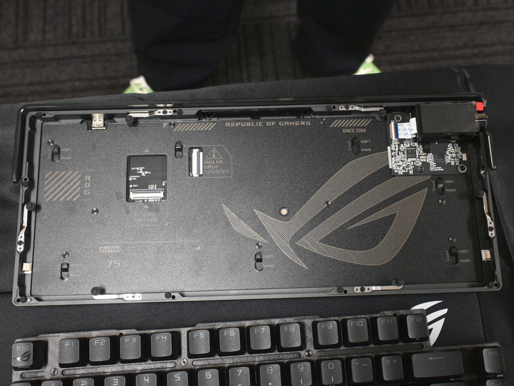 asus_z890_press_event_46