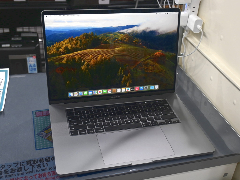 (お買い得中古品情報) アップル「MacBook Pro 16-inch Late 2019」が税込79,800円で販売中