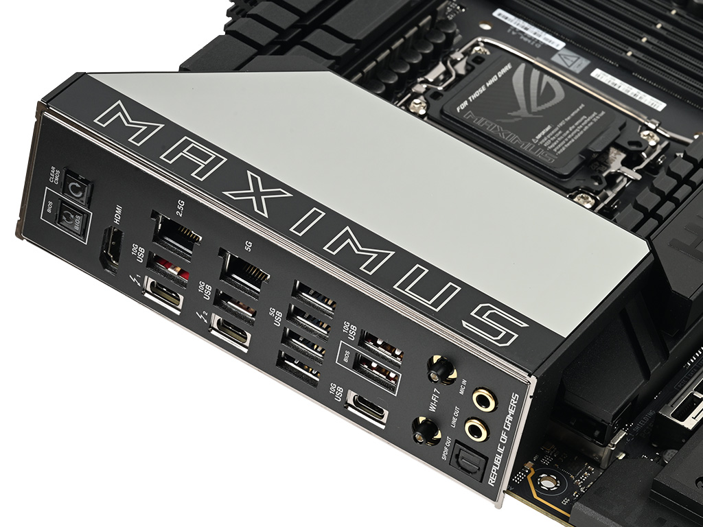 ROG_MAXIMUS_Z890_HERO_review_31