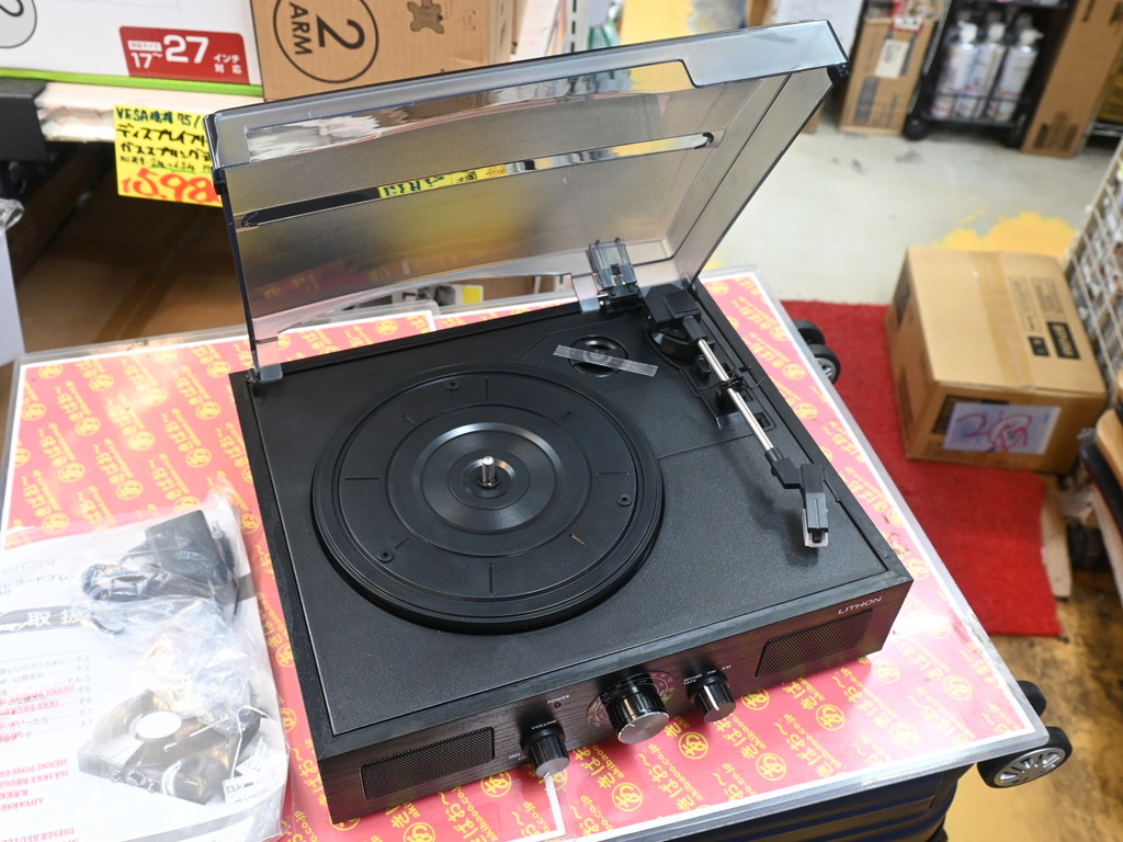 (アキバ取材班) レコード＆カセット＆ラジオが聴ける多機能プレーヤーが入荷。価格は約1万円