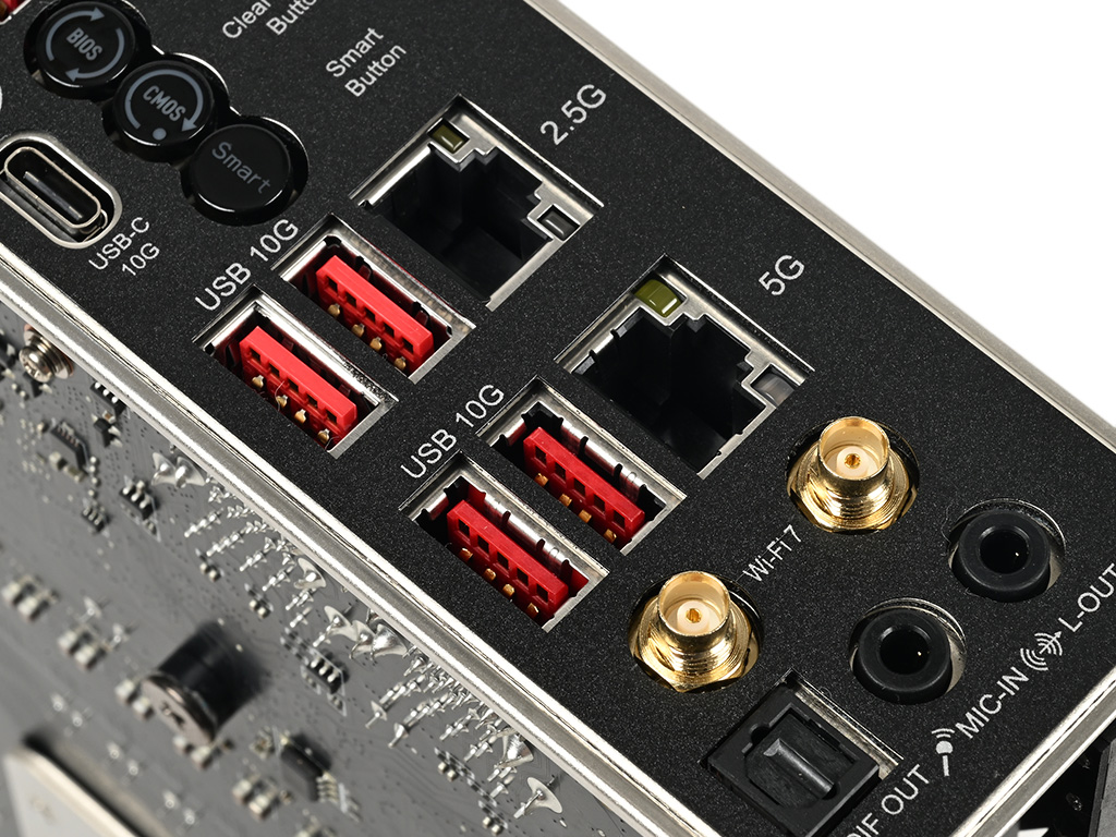 mpg_z890_carbon_wifi_015