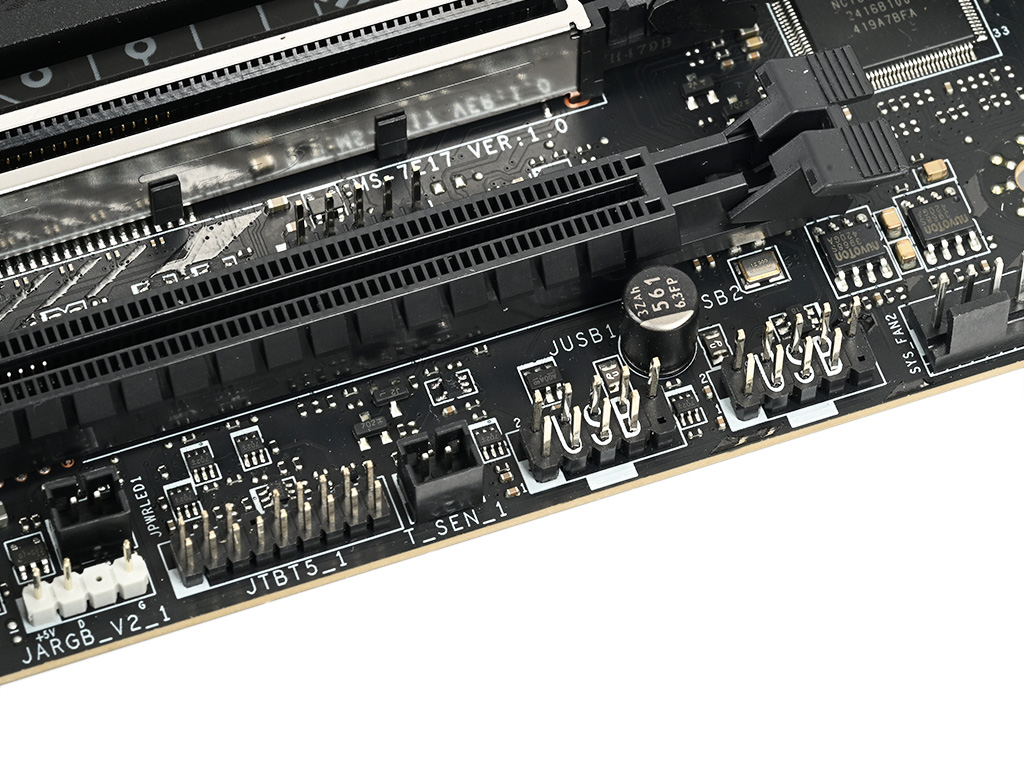 mpg_z890_carbon_wifi_026
