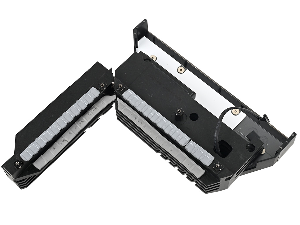 mpg_z890_carbon_wifi_061