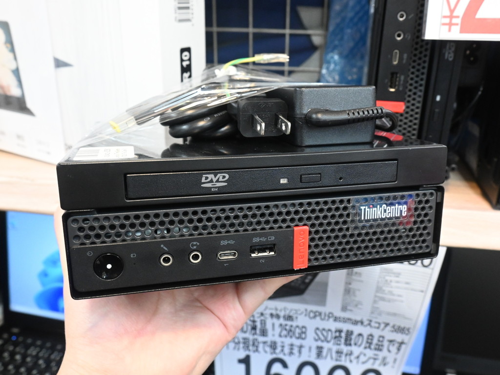 (お買い得中古品情報) 光学ドライブ付きマイクロデスク「ThinkCentre M720q Tiny」の中古品が税込28,000円で販売中