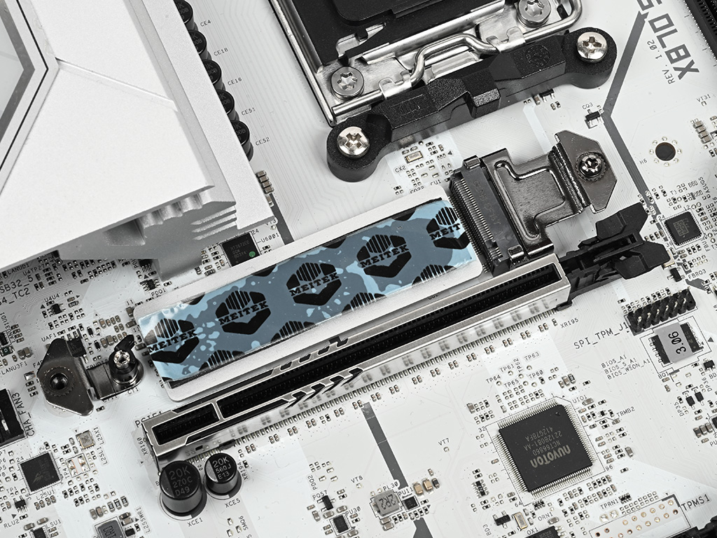 x870_steel_legend_32