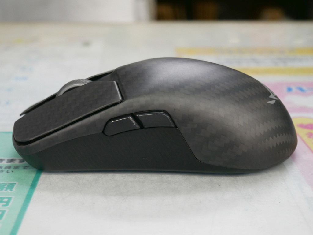 asus_kb_mouse_241206_09